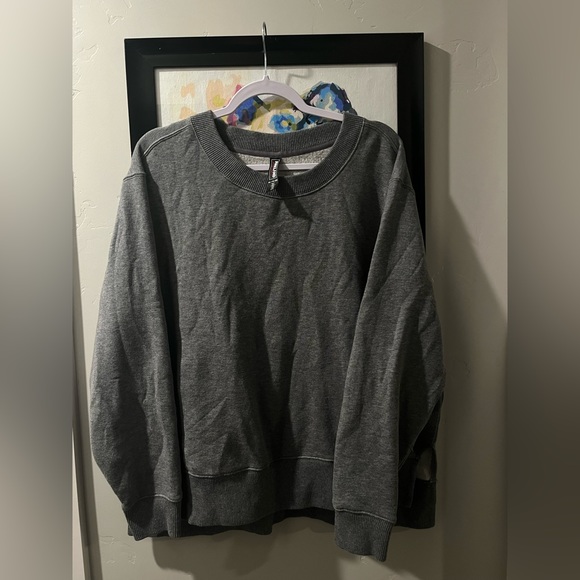 ❌SOLD❌XXL Kirkland Brand Hoodie - Picture 5 of 5